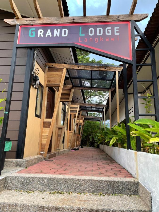 Grand Lodge Langkawi Pantai Cenang  Exteriör bild